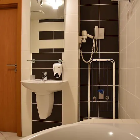 Empire Hotel 3* Frýdek-Místek